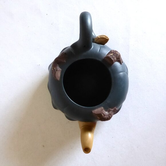 VINTAGE NEW TRADITIONAL CHINESE YIXING ZISHA TOAD FROG HANDMADE CLAY TEAPOT - Picture 10 of 16